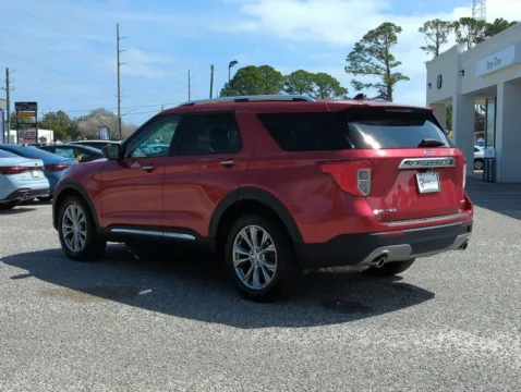 More photos of 2023 Ford Explorer Limited at Step One Volkswagen Fort Walton Beach, FL