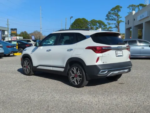 More photos of 2023 Kia Seltos SX at Step One Volkswagen Fort Walton Beach, FL