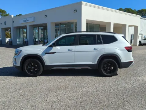 More photos of 2026 Volkswagen Atlas 2.0T Peak Edition at Step One Volkswagen Fort Walton Beach, FL