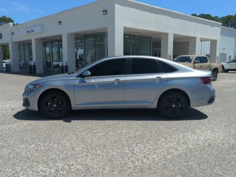 More photos of 2024 Volkswagen Jetta 1.5T SE at Step One Volkswagen Fort Walton Beach, FL