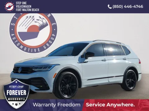White 2022 Volkswagen Tiguan 2.0T SE R-Line Black for sale in Fort Walton Beach, FL