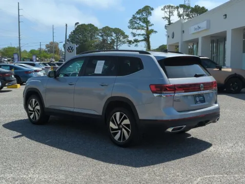 More photos of 2024 Volkswagen Atlas 2.0T SE w/Technology at Step One Volkswagen Fort Walton Beach, FL