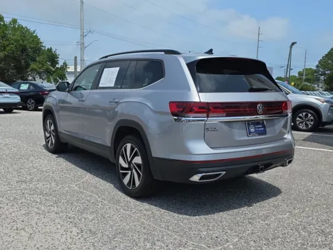 More photos of 2024 Volkswagen Atlas 2.0T SE w/Technology at Step One Volkswagen Fort Walton Beach, FL