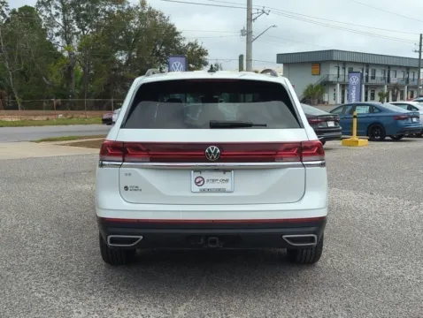 More photos of 2024 Volkswagen Atlas 2.0T SE w/Technology at Step One Volkswagen Fort Walton Beach, FL