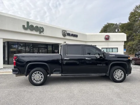 More photos of 2023 Chevrolet Silverado 2500HD High Country at Step One Volkswagen Fort Walton Beach, FL