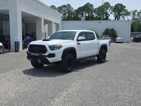 More photos of 2020 Toyota Tacoma TRD Pro at Step One Volkswagen Fort Walton Beach, FL