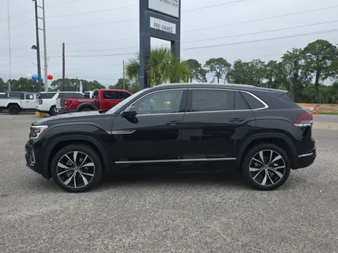 More photos of 2026 Volkswagen Atlas Cross Sport 2.0T SEL Premium R-Line at Step One Volkswagen Fort Walton Beach, FL