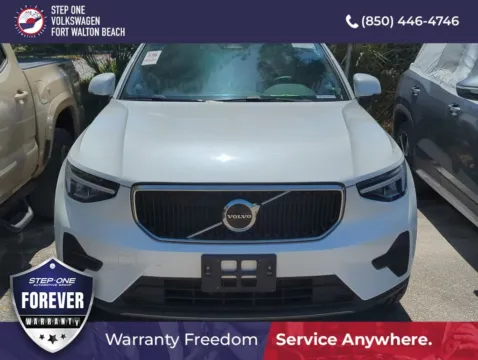 Black 2023 Volvo XC40 B5 Core for sale in Fort Walton Beach, FL