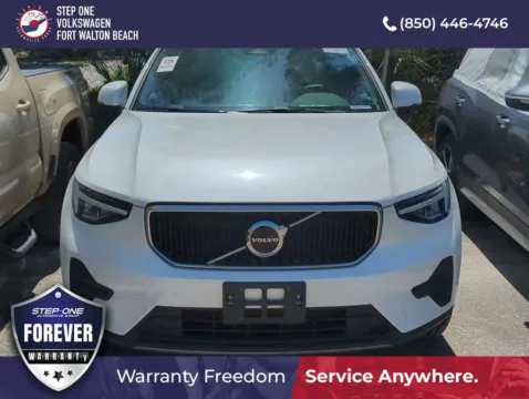 Black 2023 Volvo XC40 B5 Core for sale in Fort Walton Beach, FL