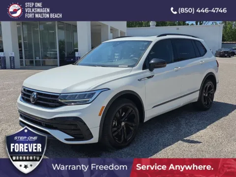 White 2023 Volkswagen Tiguan 2.0T SE R-Line Black for sale in Fort Walton Beach, FL