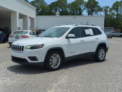 Photos of 2019 Jeep Cherokee Latitude for sale in Fort Walton Beach, FL at Step One Volkswagen Fort Walton Beach