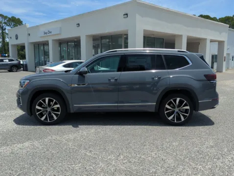 More photos of 2026 Volkswagen Atlas 2.0T SEL Premium R-Line at Step One Volkswagen Fort Walton Beach, FL