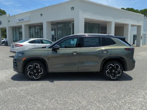 More photos of 2026 Volkswagen Tiguan 2.0T SEL R-Line Turbo at Step One Volkswagen Fort Walton Beach, FL