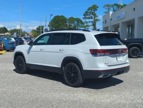 More photos of 2026 Volkswagen Atlas 2.0T SE w/Technology at Step One Volkswagen Fort Walton Beach, FL