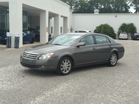 Photos of 2006 Toyota Avalon for sale in Fort Walton Beach, FL at Step One Volkswagen Fort Walton Beach
