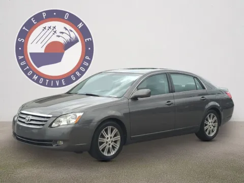 Photos of 2006 Toyota Avalon for sale in Fort Walton Beach, FL at Step One Volkswagen Fort Walton Beach