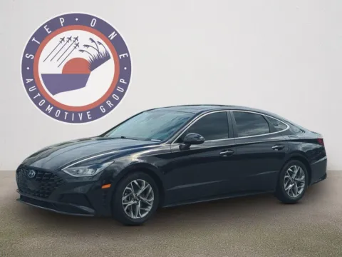 Photos of 2023 Hyundai Sonata SEL for sale in Fort Walton Beach, FL at Step One Volkswagen Fort Walton Beach