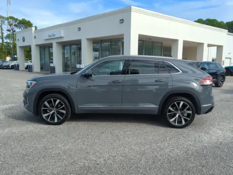 More photos of 2026 Volkswagen Atlas Cross Sport SEL Premium R-Line at Step One Volkswagen Fort Walton Beach, FL