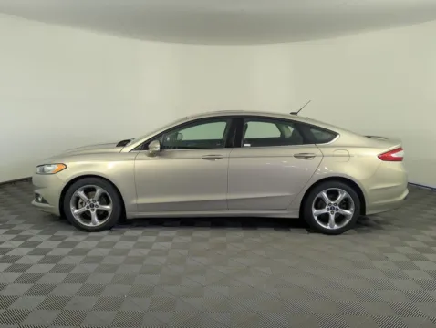More photos of 2015 Ford Fusion SE at Step One Volkswagen Fort Walton Beach, FL