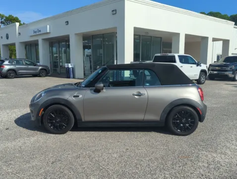 More photos of 2019 MINI Cooper Iconic at Step One Volkswagen Fort Walton Beach, FL
