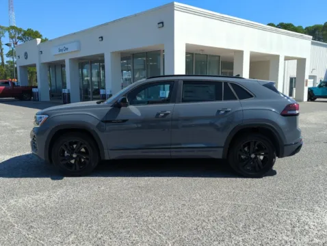 More photos of 2026 Volkswagen Atlas Cross Sport SEL R-Line Black at Step One Volkswagen Fort Walton Beach, FL