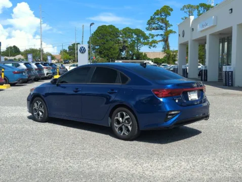 More photos of 2021 Kia Forte LXS at Step One Volkswagen Fort Walton Beach, FL