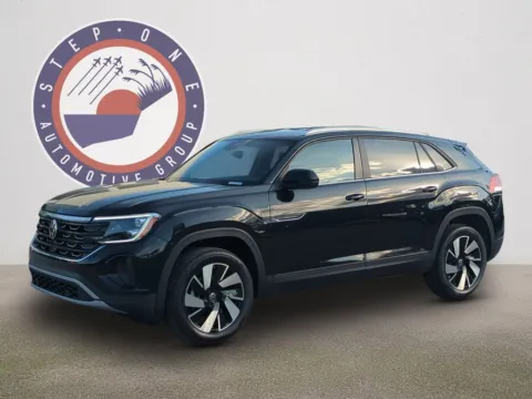 Photos of 2026 Volkswagen Atlas Cross Sport SE w/Technology for sale in Fort Walton Beach, FL at Step One Volkswagen Fort Walton Beach