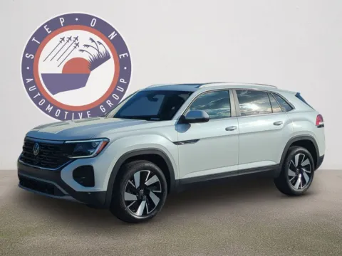 Photos of 2026 Volkswagen Atlas Cross Sport SE w/Technology for sale in Fort Walton Beach, FL at Step One Volkswagen Fort Walton Beach