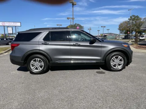 More photos of 2024 Ford Explorer XLT at Step One Volkswagen Fort Walton Beach, FL