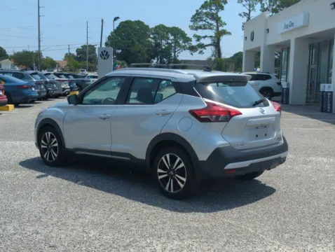 More photos of 2019 Nissan Kicks SR at Step One Volkswagen Fort Walton Beach, FL