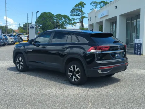 More photos of 2023 Volkswagen Atlas Cross Sport 2.0T SE at Step One Volkswagen Fort Walton Beach, FL