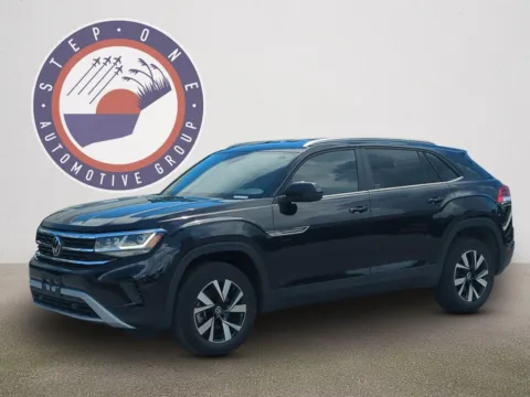 Photos of 2023 Volkswagen Atlas Cross Sport 2.0T SE for sale in Fort Walton Beach, FL at Step One Volkswagen Fort Walton Beach