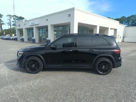 More photos of 2022 Mercedes-Benz GLB 250 at Step One Volkswagen Fort Walton Beach, FL