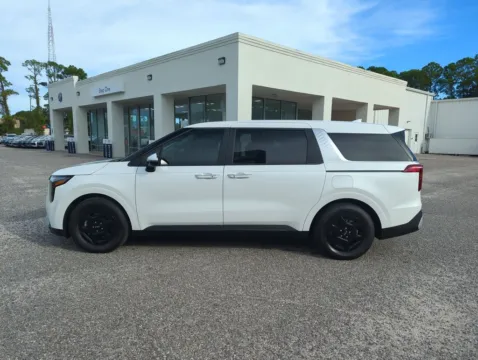 More photos of 2026 Kia Carnival LXS at Step One Volkswagen Fort Walton Beach, FL