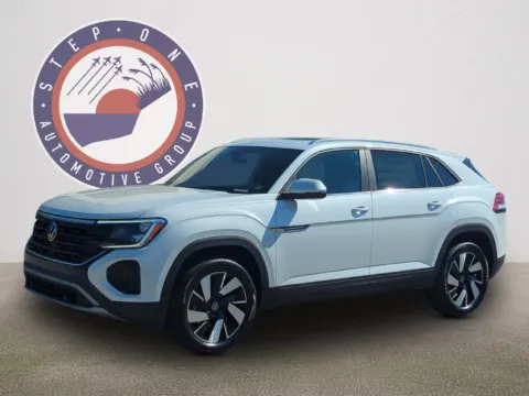 Photos of 2026 Volkswagen Atlas Cross Sport SE w/Technology for sale in Fort Walton Beach, FL at Step One Volkswagen Fort Walton Beach