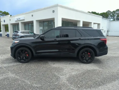 More photos of 2021 Ford Explorer ST at Step One Volkswagen Fort Walton Beach, FL
