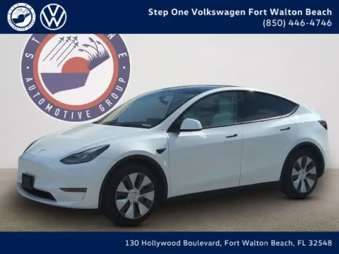 White 2024 Tesla Model Y Long Range for sale in Fort Walton Beach, FL