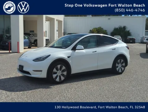 White 2024 Tesla Model Y Long Range for sale in Fort Walton Beach, FL