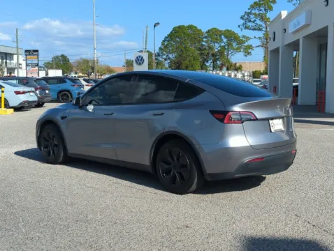 More photos of 2025 Tesla Model Y Long Range at Step One Volkswagen Fort Walton Beach, FL