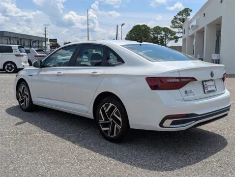 More photos of 2024 Volkswagen Jetta 1.5T SEL at Step One Volkswagen Fort Walton Beach, FL