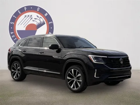 Photos of 2025 Volkswagen Atlas Cross Sport 2.0T SEL Premium R-Line for sale in Fort Walton Beach, FL at Step One Volkswagen Fort Walton Beach