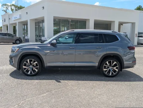 More photos of 2025 Volkswagen Atlas 2.0T SEL Premium R-Line at Step One Volkswagen Fort Walton Beach, FL
