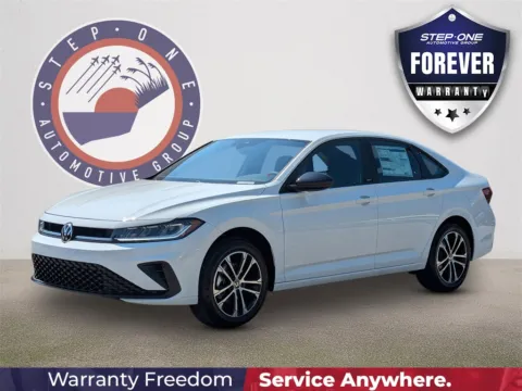 White 2025 Volkswagen Jetta 1.5T Sport for sale in Fort Walton Beach, FL