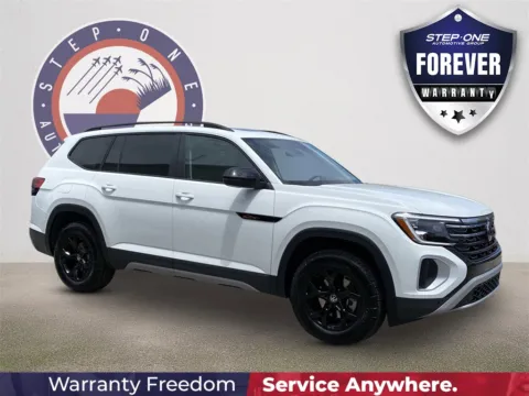 White 2025 Volkswagen Atlas 2.0T Peak Edition for sale in Fort Walton Beach, FL