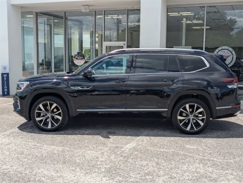 More photos of 2025 Volkswagen Atlas 2.0T SEL Premium R-Line at Step One Volkswagen Fort Walton Beach, FL