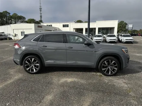 More photos of 2025 Volkswagen Atlas Cross Sport 2.0T SEL Premium R-Line at Step One Volkswagen Fort Walton Beach, FL