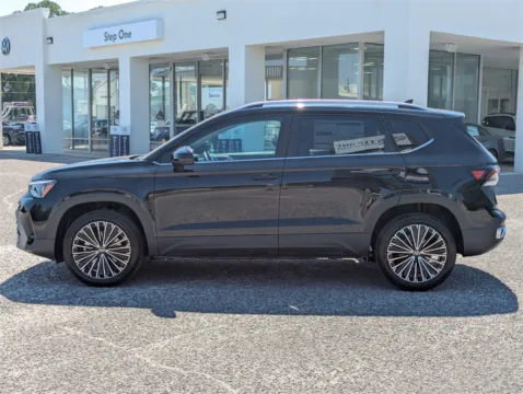 More photos of 2025 Volkswagen Taos 1.5T SE at Step One Volkswagen Fort Walton Beach, FL