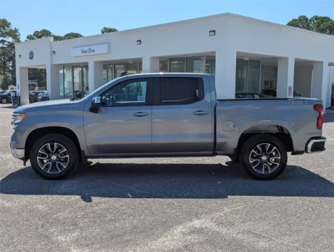 More photos of 2023 Chevrolet Silverado 1500 LT at Step One Volkswagen Fort Walton Beach, FL
