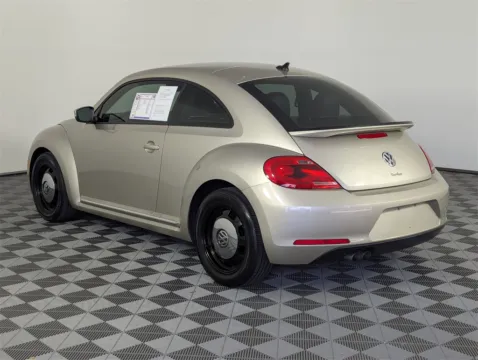More photos of 2016 Volkswagen Beetle 1.8T SE at Step One Volkswagen Fort Walton Beach, FL