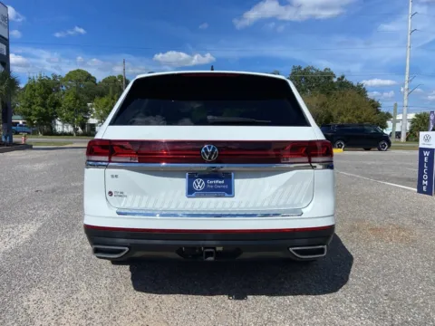 More photos of 2024 Volkswagen Atlas 2.0T SE w/Technology at Step One Volkswagen Fort Walton Beach, FL